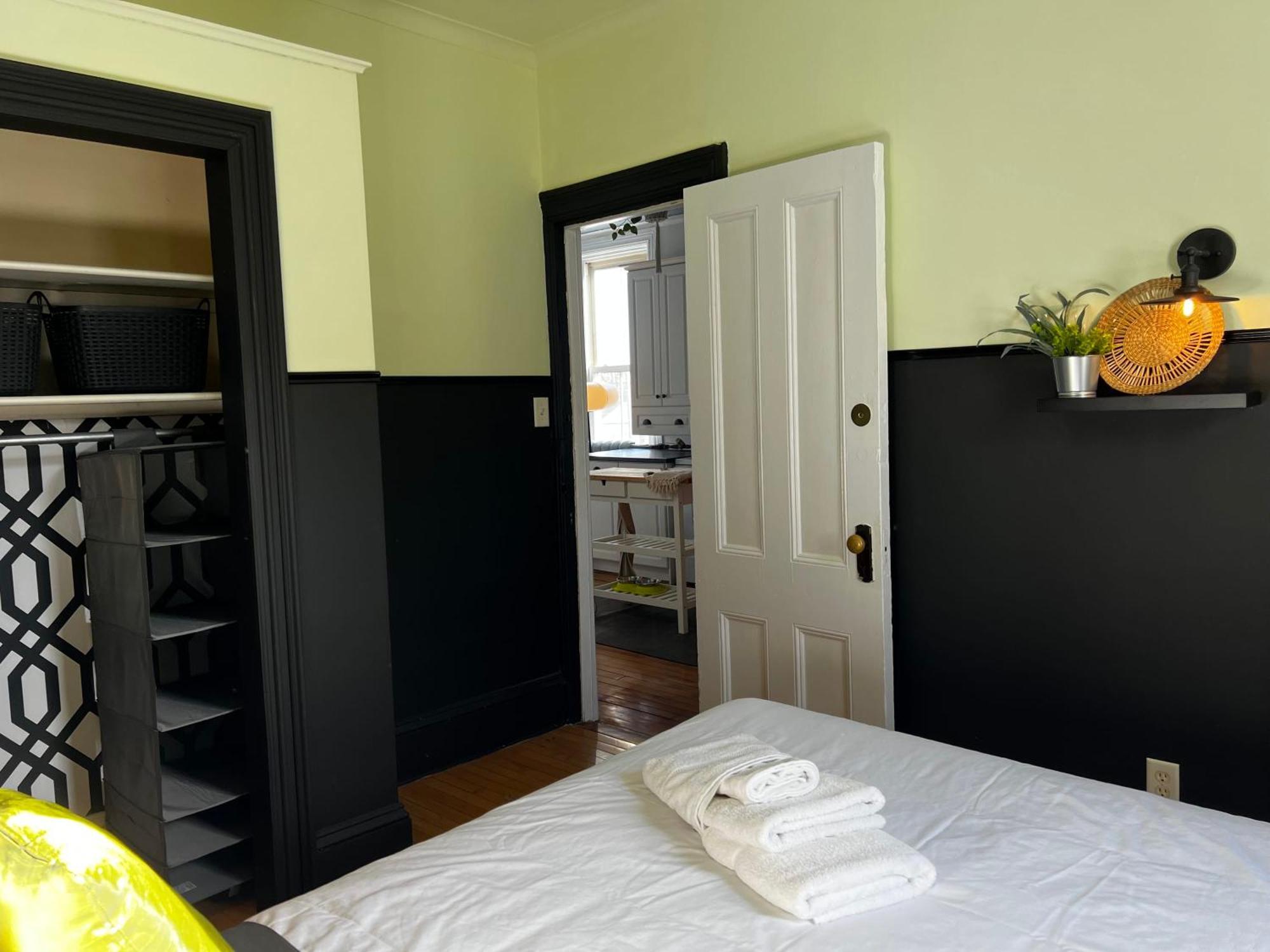 Modern Amenities And Historic Charm, 4-bdrm Unit#1 * Halifax